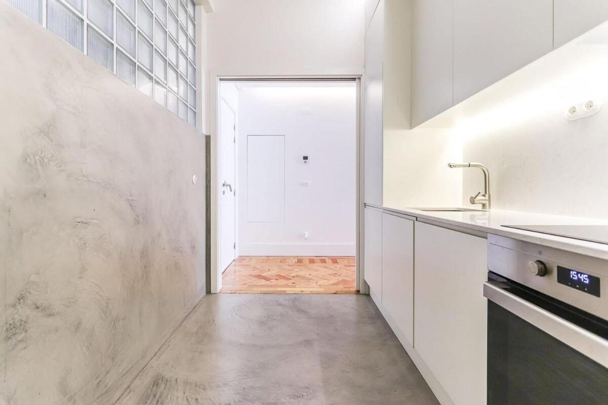 Apartment In Cais Do Sodre